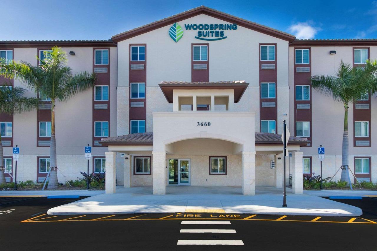 Woodspring Suites Miramar Exterior foto